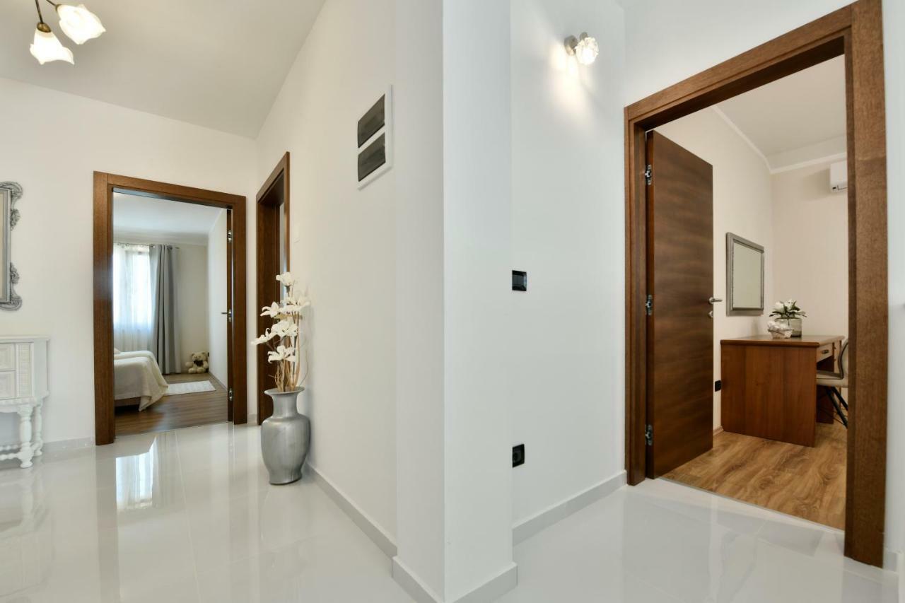 Villa Aromatica 비지나다 외부 사진