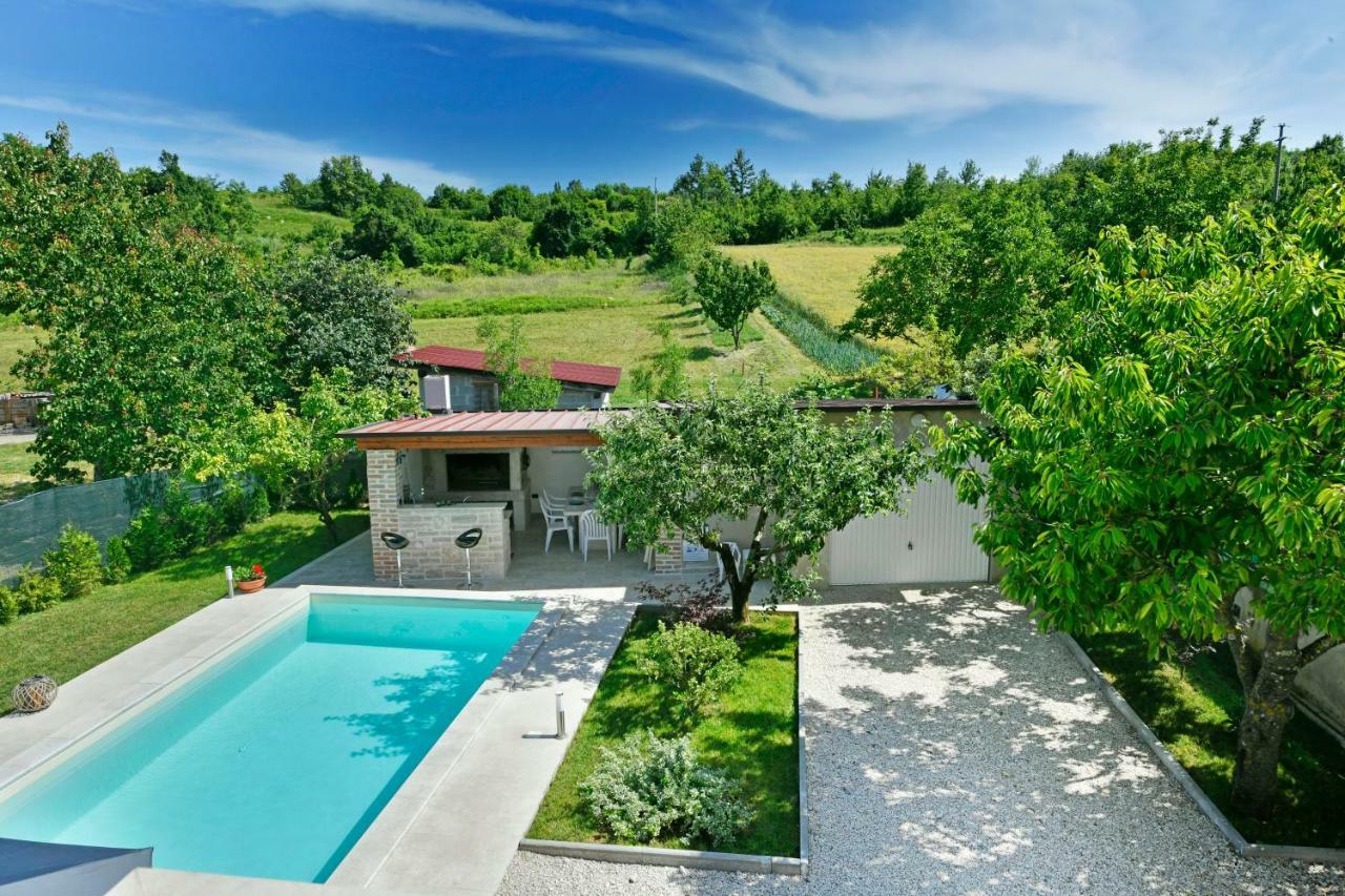 Villa Aromatica 비지나다 외부 사진